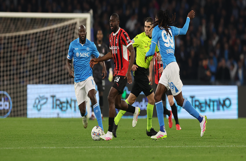 Soi kèo Napoli vs AC Milan, tin soi kèo